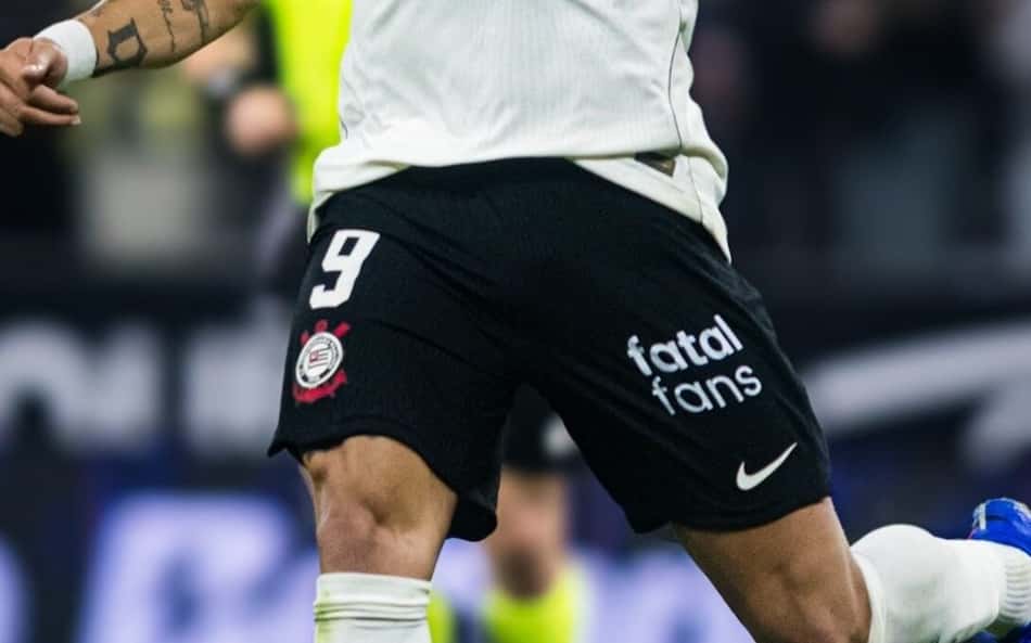 Fatal Fans no shorts do Corinthians