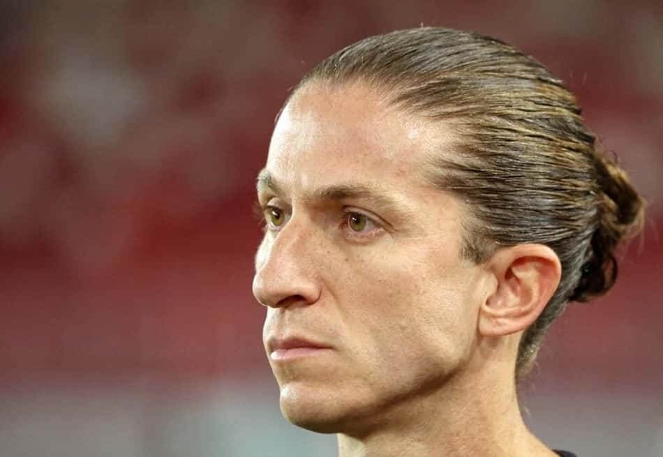 Filipe Luís à beira do campo em jogo do Monaco contra o Marseille pela Ligue 1
