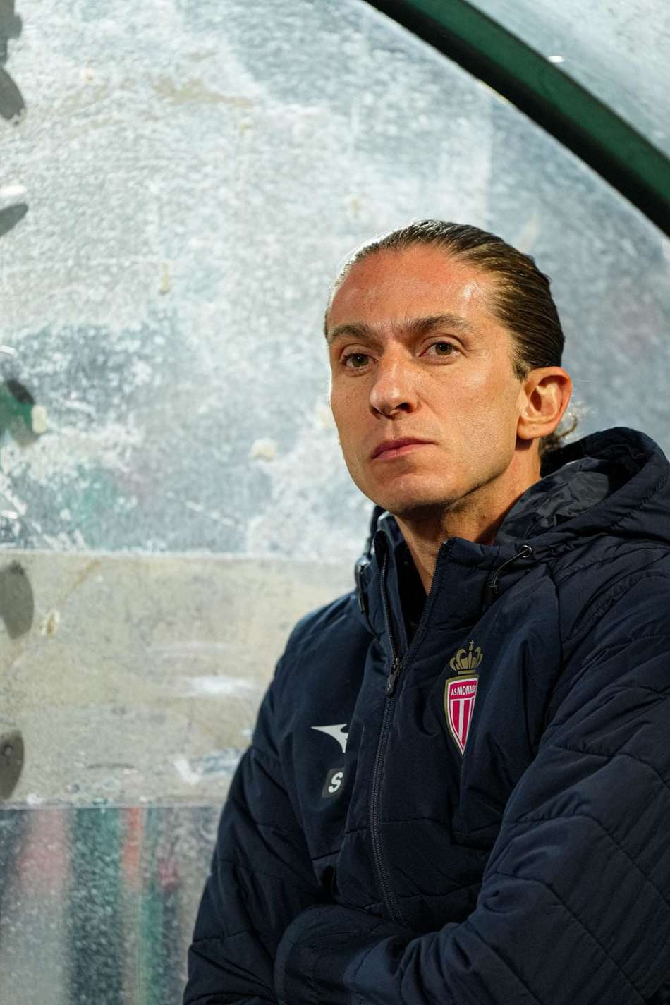 Filipe Luís durante vitória do Monaco na Conference League