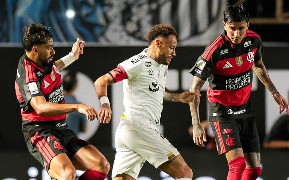 Joagdores de Santos e Flamengo na partida na Vila Belmiro