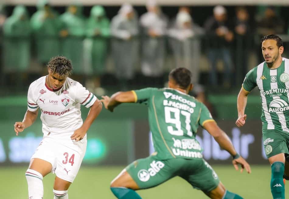 Fluminense enfrenta a Chapecoense na Arena Condá pelo Brasileirão