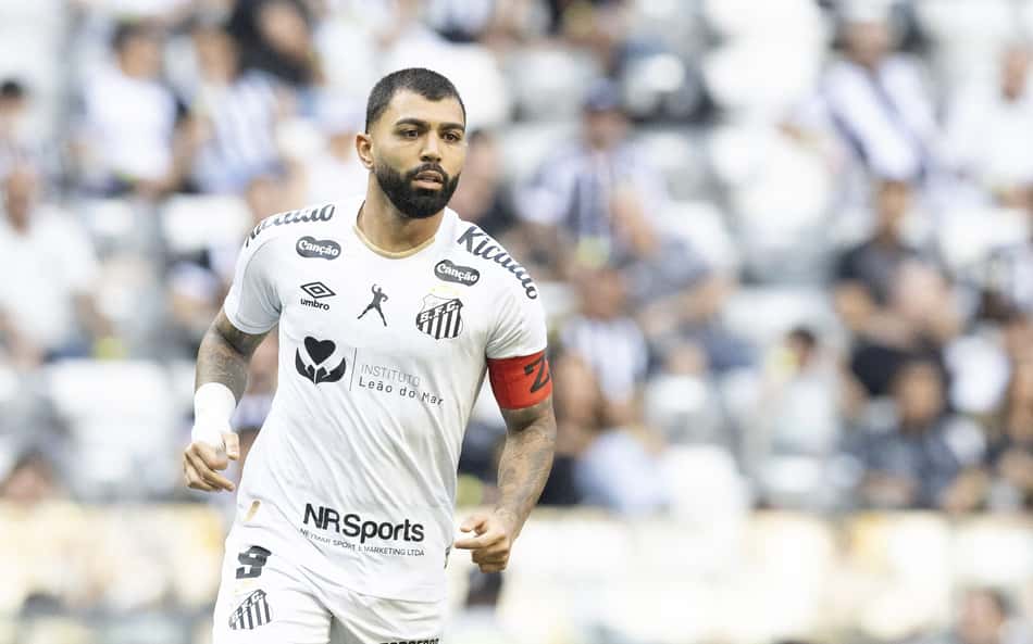 Gabigol em ação durante Atlético-MG e Santos, pelo Campeonato Brasileiro