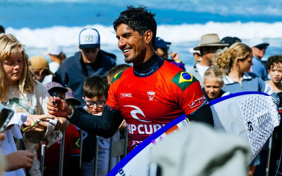 Gabriel Medina competindo na etapa da WSL em Bells Beach 2026 (Foto: WSL / Cait Miers)
