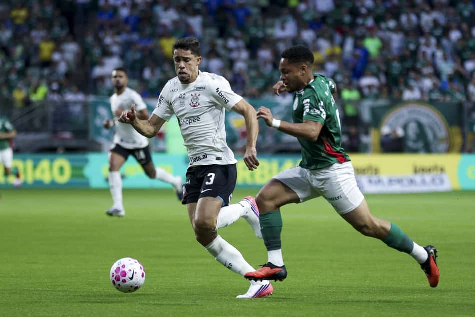 Gabriel Paulista durante o clássico