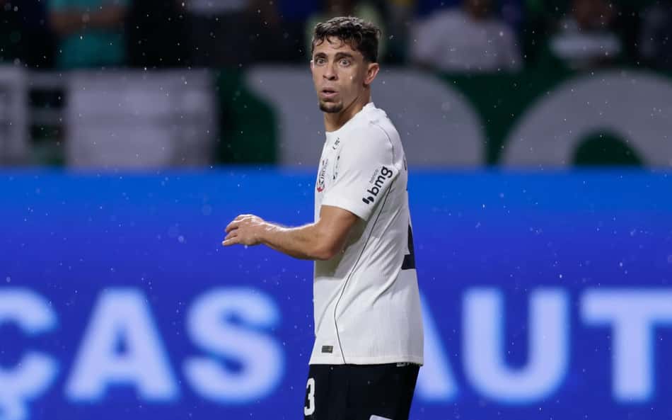 Gabriel Paulista durante o clássico