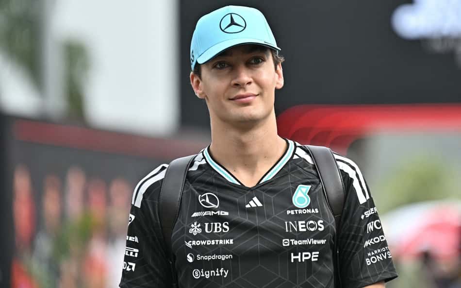 George Russell, da Mercedes, no GP da Bahrein na Malásia (Foto: Lillian SUWANRUMPHA / AFP)