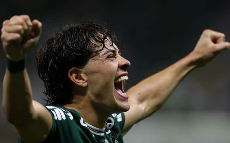 Giay, lateral do Palmeiras