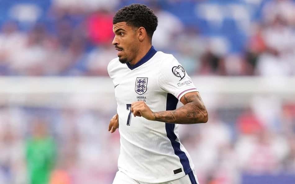 Morgan Gibbs-White em ação pela Inglaterra (Foto: Reprodução/Instagram)