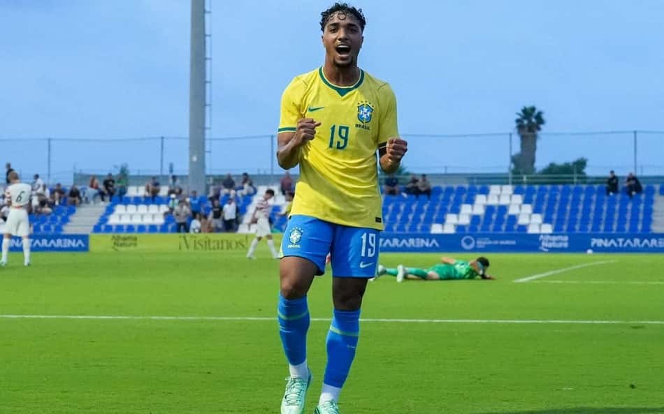 Heitor fez o segundo gol da Seleção Sub-20