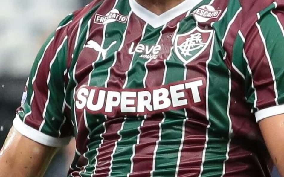 Hulk comemora gol do Fluminense sobre o Corinthians