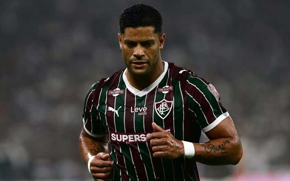 Hulk em ação pelo Fluminense contra o Palmeiras na Libertadores