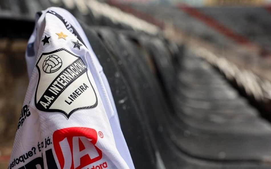 Camisa da Inter de Limeira.