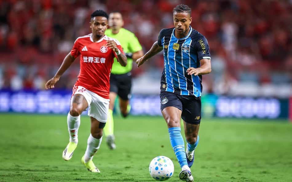 O Internacional recebe o Grêmio no Beira-Rio, pelo jogo de ida das quartas de final da Copa do Brasil.