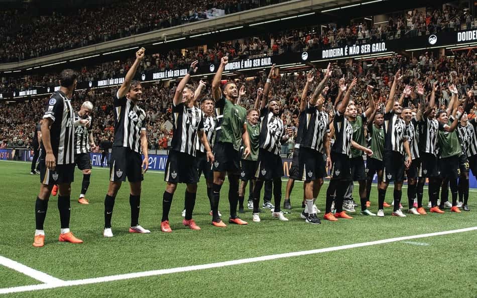 Jogadores comemoram classificação contra o Santos (Foto: Pedro Souza / Atlético)