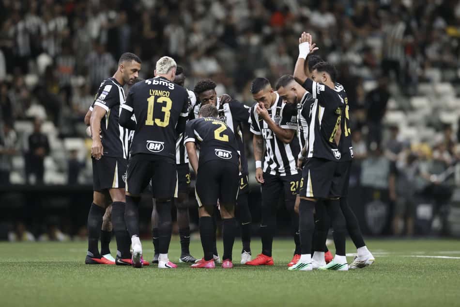 Jogadores do Atlético x Bragantino (Foto: Gilson Lobo/AGIF/Folhapress)