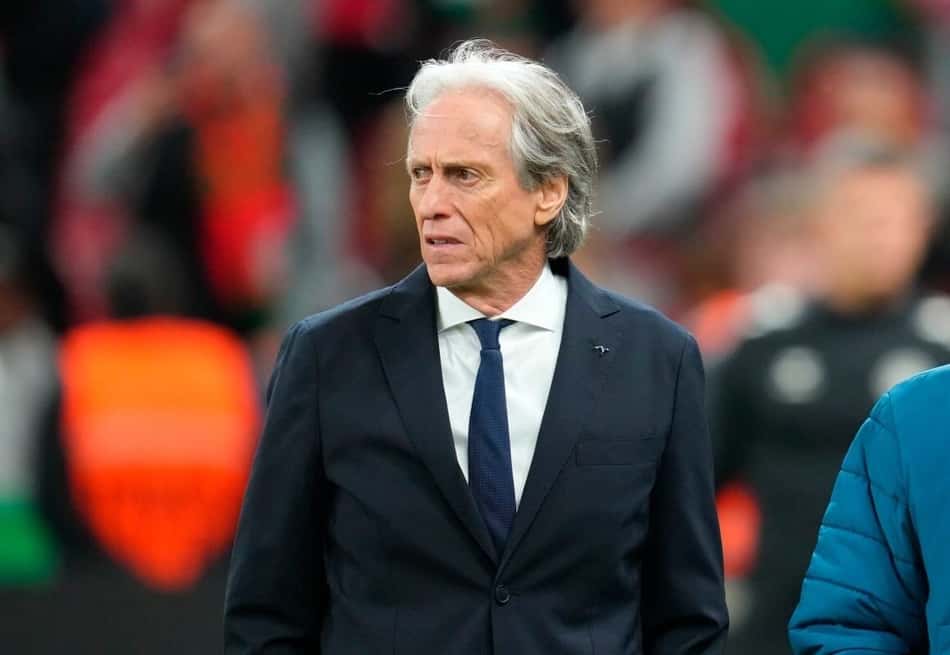 Jorge Jesus, técnico de Portugal, na partida contra a Dinamarca