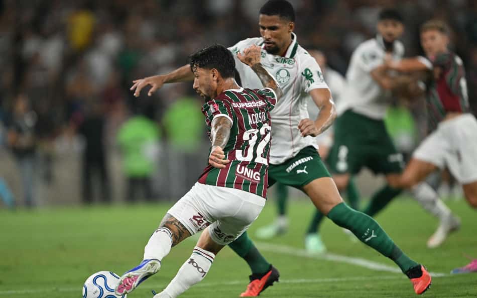 Lucho Acosta vs Murilo em Fluminense 1 x 2 Palmeiras