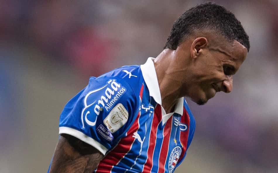 Luciano Juba celebra gol marcado pelo Bahia