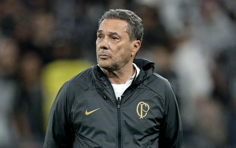 Luxemburgo durante trabalho no Corinthians