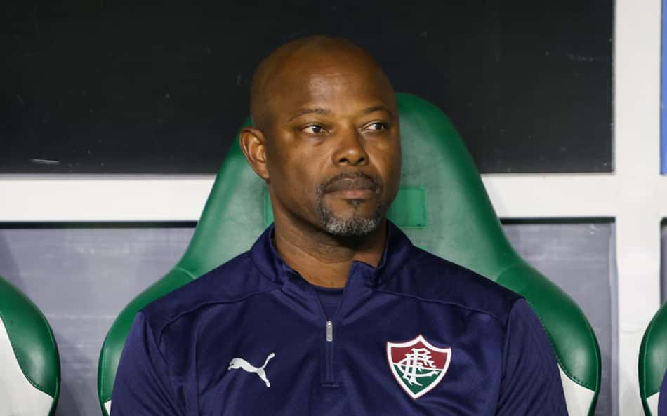 Marcão, do Fluminense, no banco de reservas