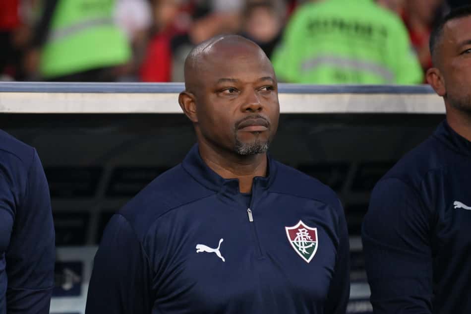 Marcão, treinador do Fluminense, durante o clássico carioca