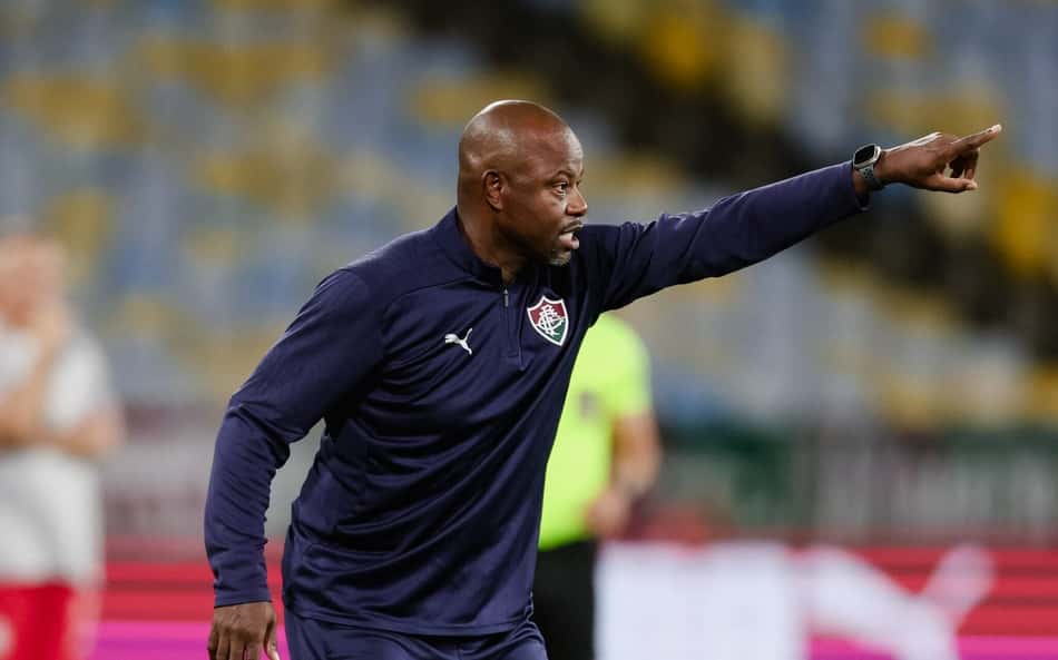 Opinião: chegou a hora de Marcão ouvir o campo no Fluminense