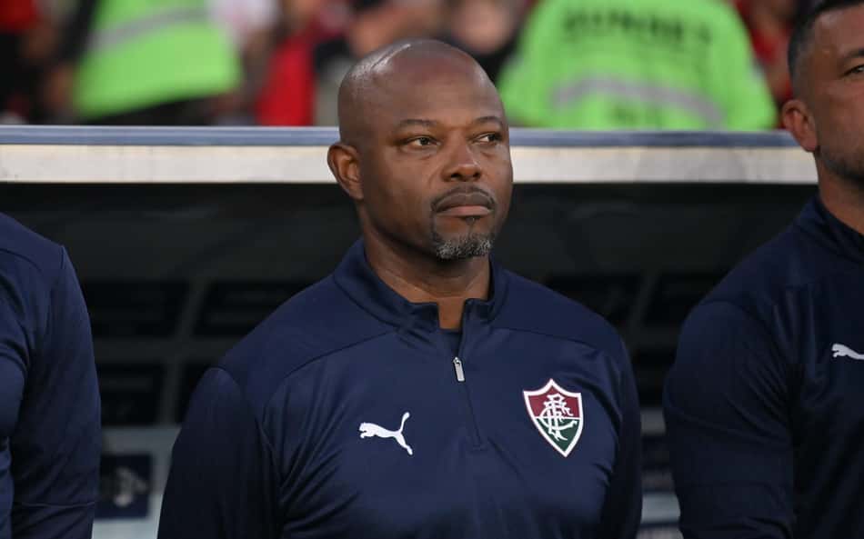Marcão, treinador do Fluminense, durante o clássico carioca