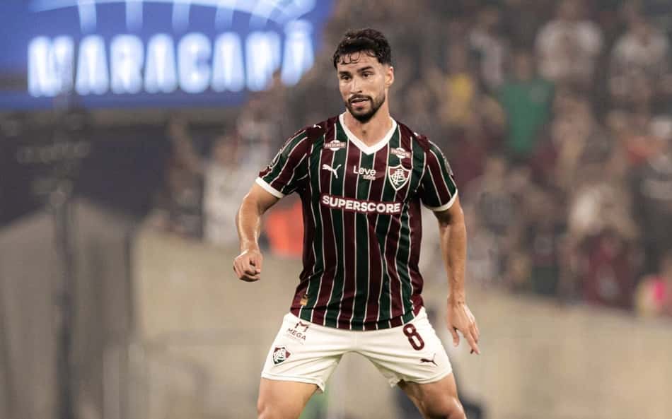 Martinelli em ação pelo Fluminense contra o Palmeiras