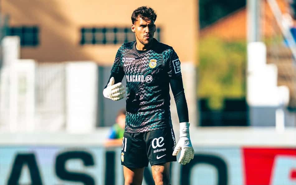 Matheus Mendes pelo Alverca (reprodução instagram jogador)
