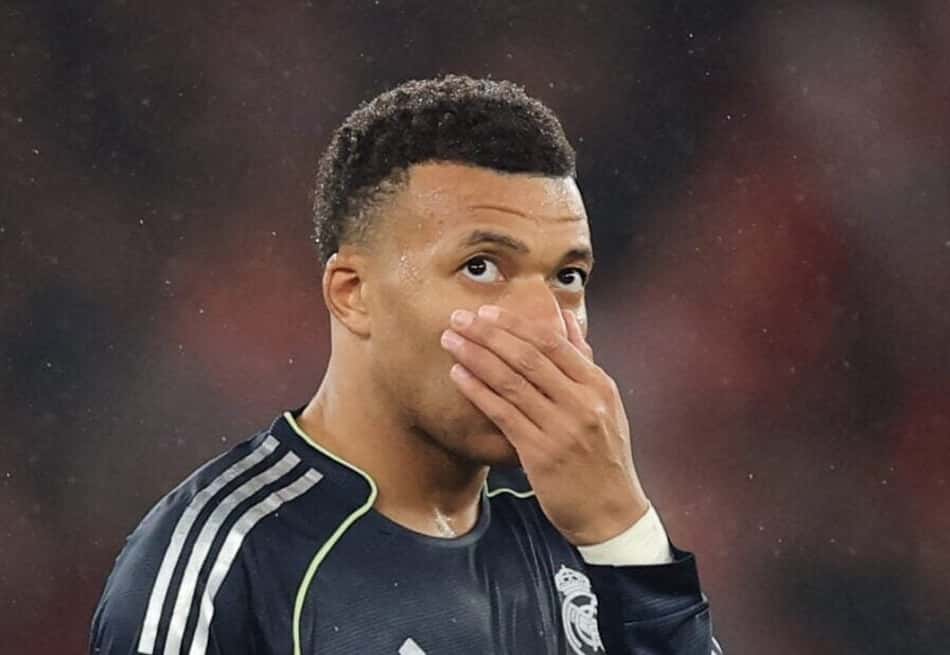Mbappé lamenta gol do Benfica contra o Real Madrid na Champions League