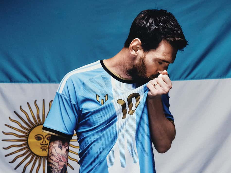 Messi ganha camisa especial para último jogo pela Argentina (Foto: Divulgação)