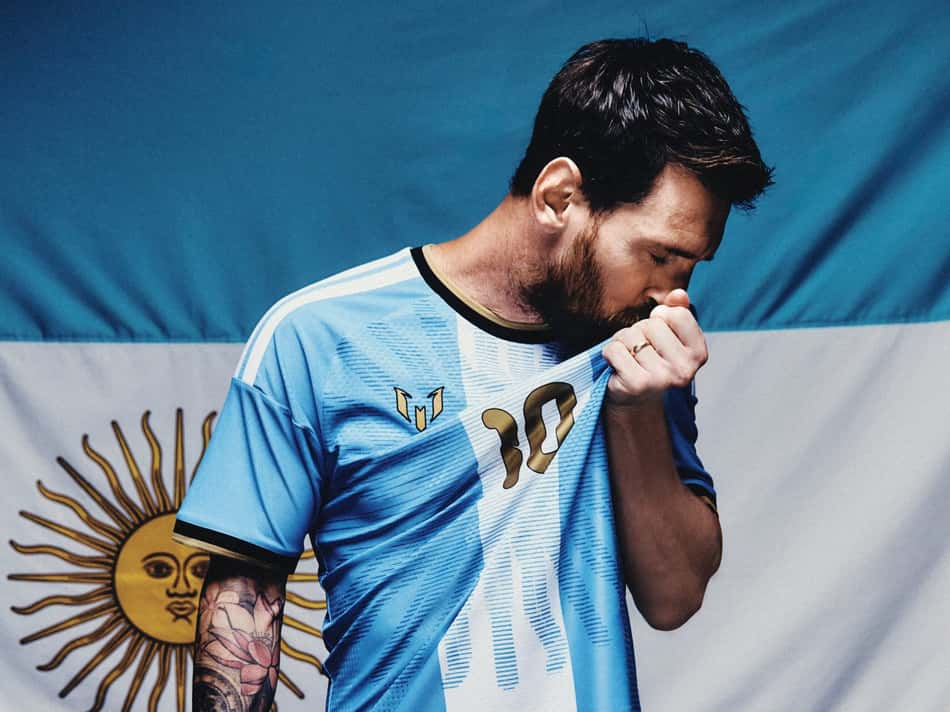 Messi ganha camisa especial para último jogo pela Argentina (Foto: Divulgação)