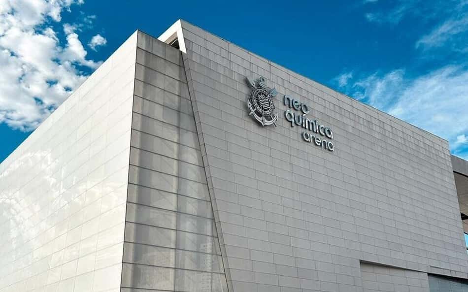 Corinthians e Caixa avançam em acordo por dívida da Arena
