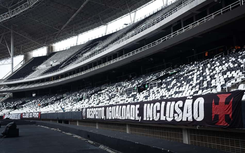 Estádio Nilton Santos