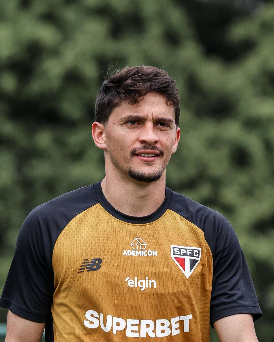 Pablo Maia começará São Paulo x Santos como titular (Foto: Erico Leonan / São Paulo FC)