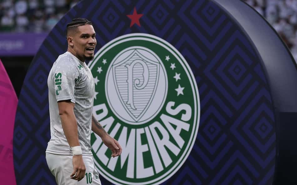 Paulinho está relacionado pelo Palmeiras para o Dérbi contra o Corinthians