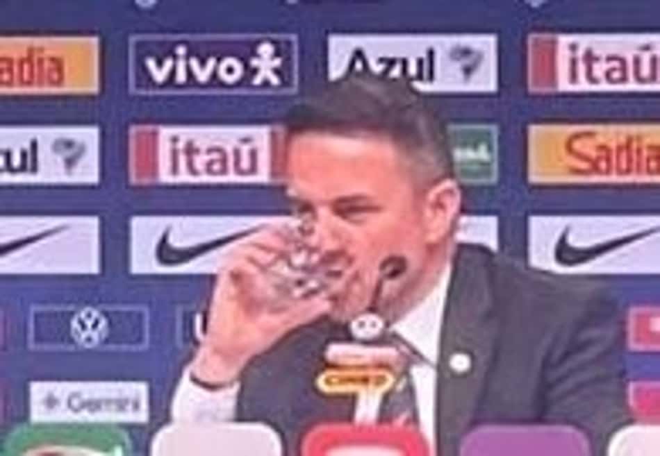 Dirigente explica critérios da convocação e fala sobre Fla e Palmeiras