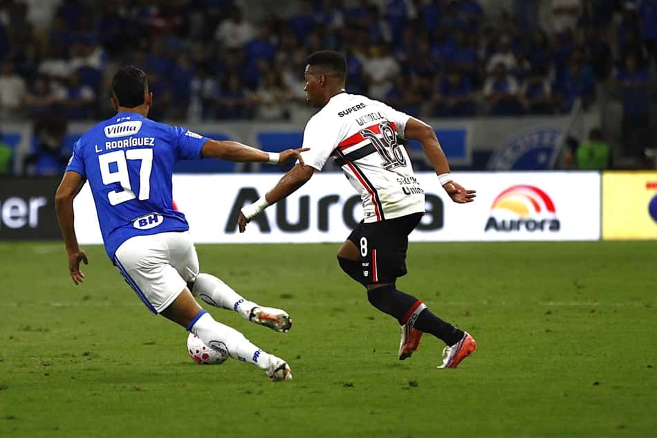 São Paulo foi derrotado pelo Cruzeiro por 2 a 0, no Mineirão (Foto: Evandro Oliveira/Onzex Press e Imagens/Folhapress)