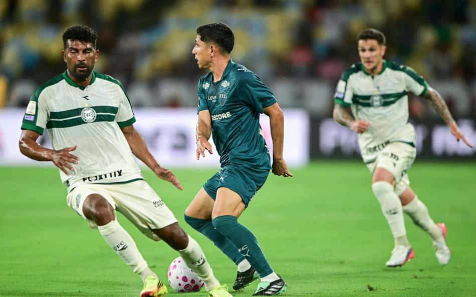 Savarino em Fluminense e Coritiba, pelo Campeonato Brasileiro