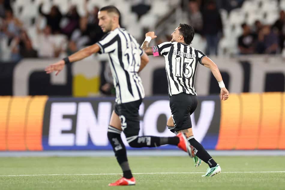 Alex Telles Botafogo