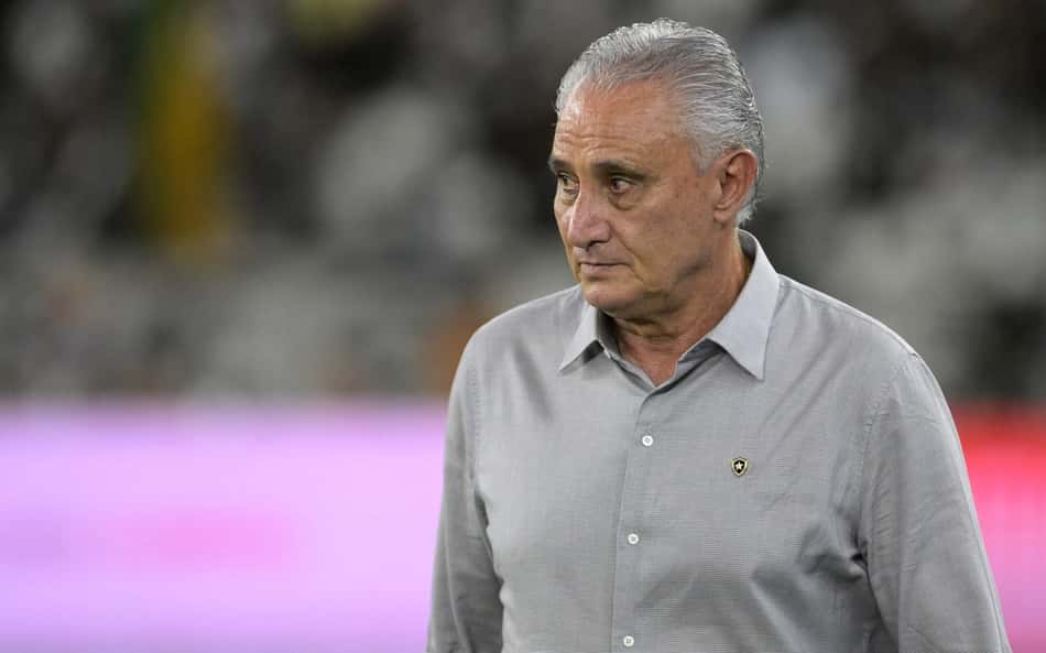 Com mudanças, Tite define escalação do Botafogo para enfrentar o Coritiba