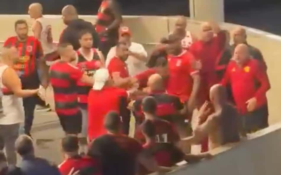 Confronto entre torcedores do Flamengo após eliminação