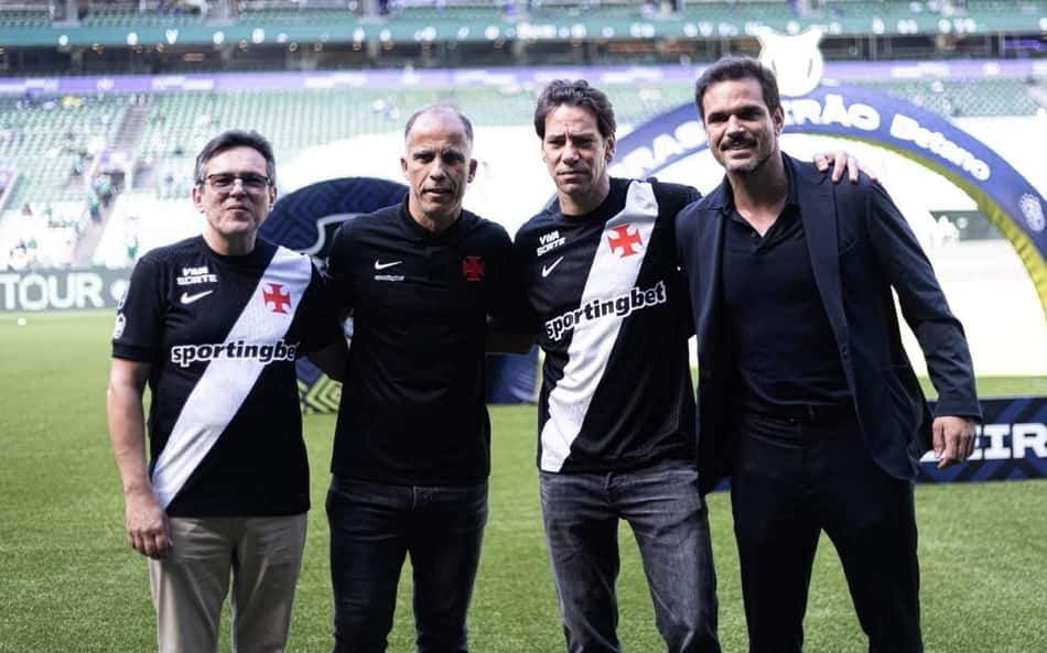 Marcos Lamacchia ao lado de Admar Lopes e Felipe Loureiro