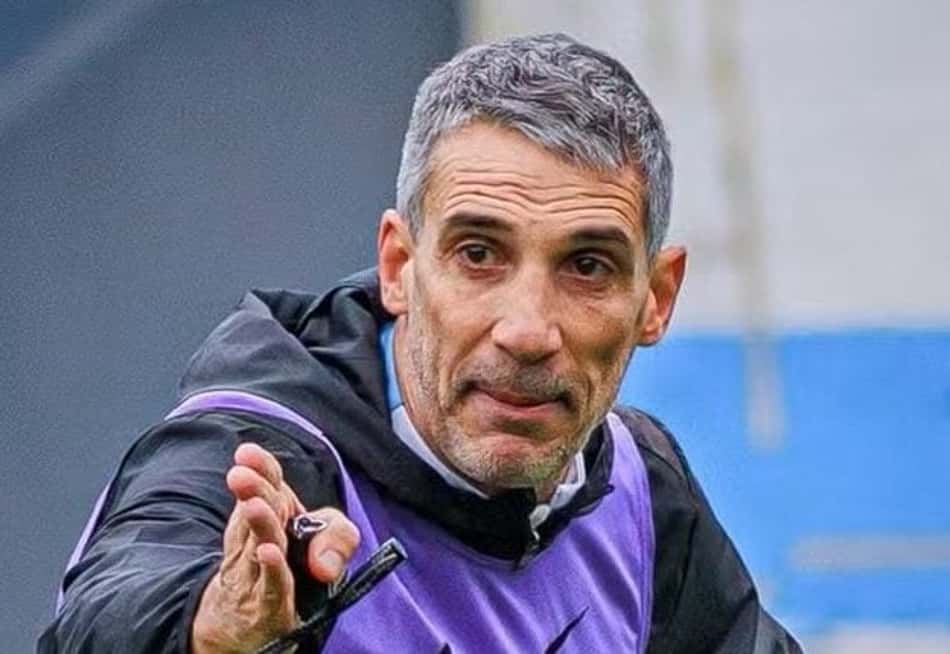 Vojvoda foi demitido após confronto contra o Boca (Foto: Divulgação)