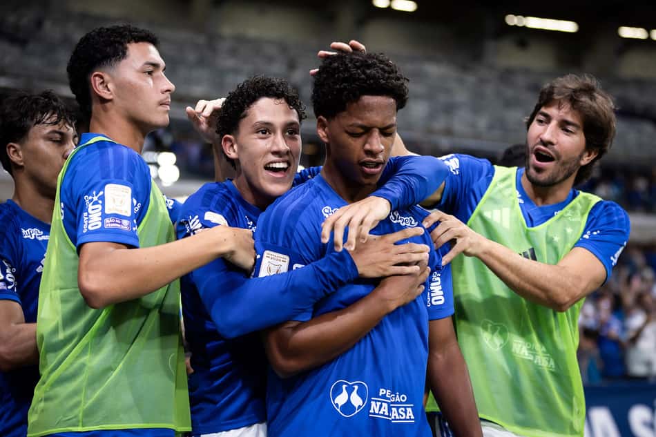 Zé Lucas comemora gol (Foto: Gustavo Aleixo/Cruzeiro)