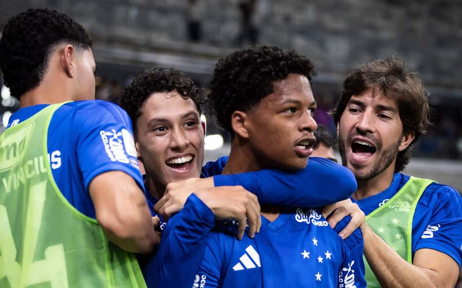 Jornal espanhol destaca Zé Lucas, do Cruzeiro: "Novo Casemiro'