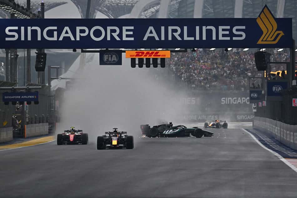 George Russell perde controle do carro e roda na sprint do GP de Singapura pela F1 2026