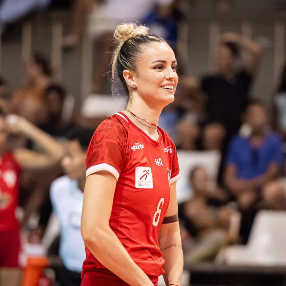 Ariele atuou pelo Tijuca na temporada 2025/26