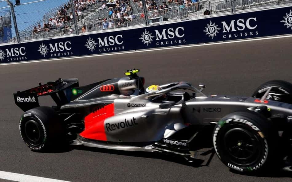Gabriel Bortoleto em ação no GP da Espanha pela F1 2026