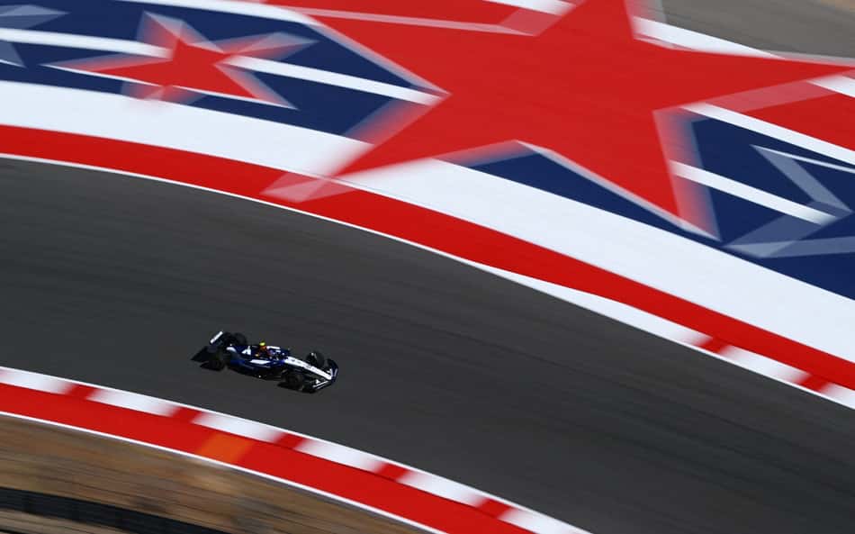 Carlos Sainz em ação no GP do Estados Unidos pela F1 2025 (Foto: Clive Mason/Getty Images/AFP)